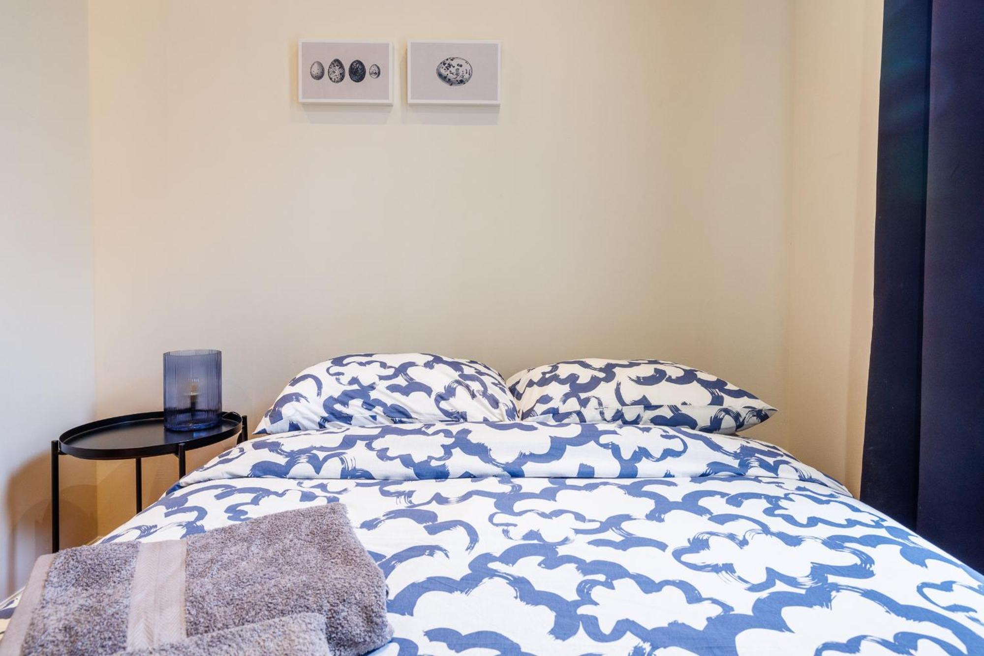 Enjoy Easy Access To The Heart Of Uws Apartamento *